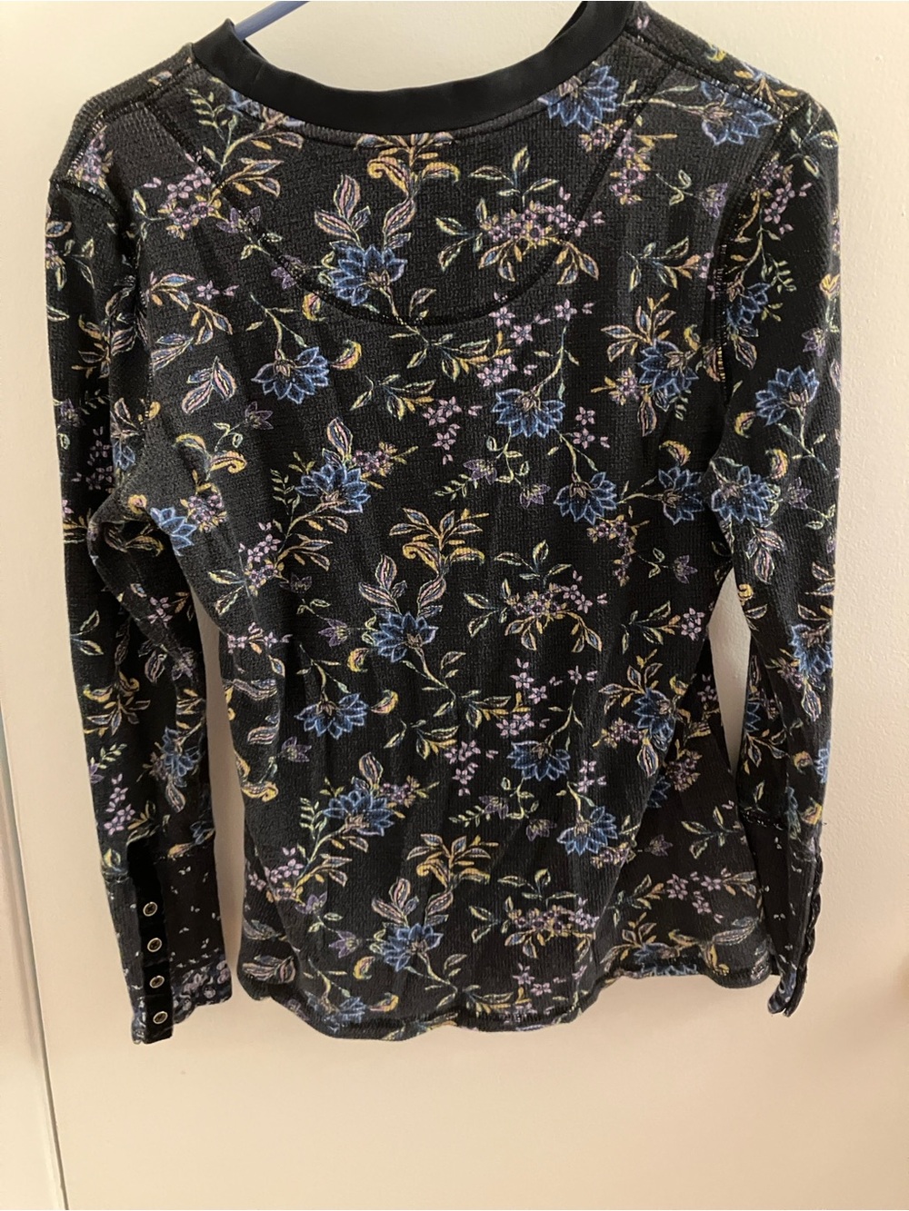 Sundance Black Long-Sleeve Floral Waffle Knit Top with Velvet Trim and Buttons - Picture 7 of 7